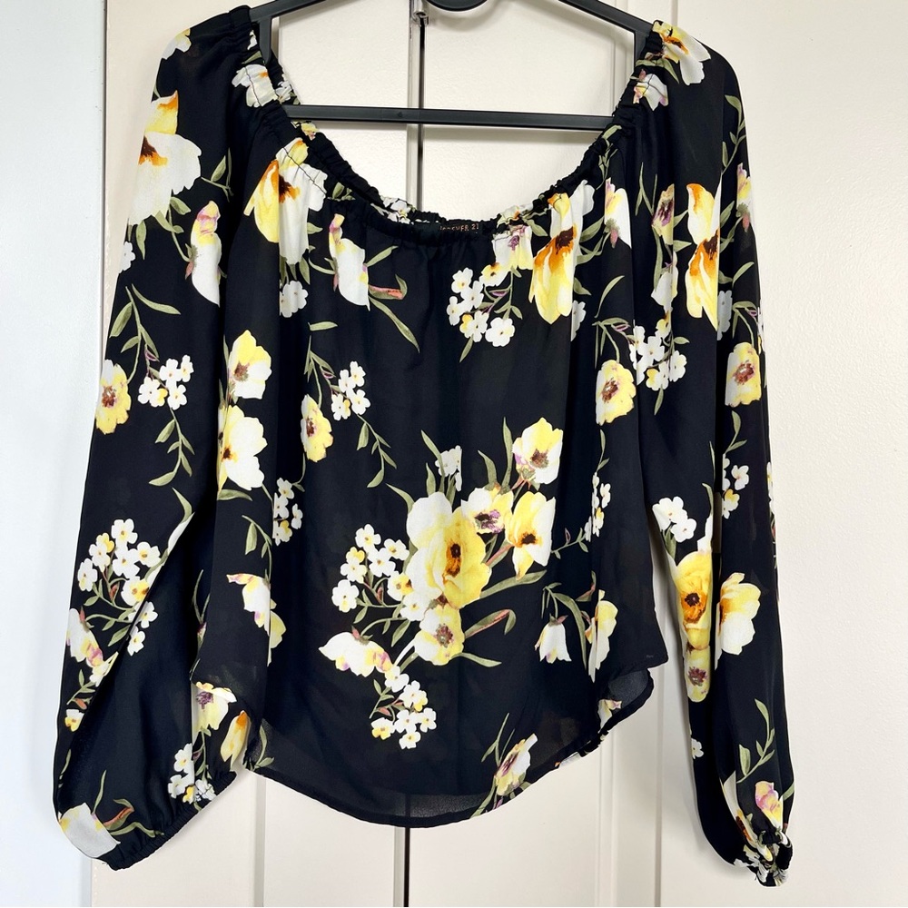 Forever 21 | Black Floral Crop Top | Medium | Sheer | Strapless